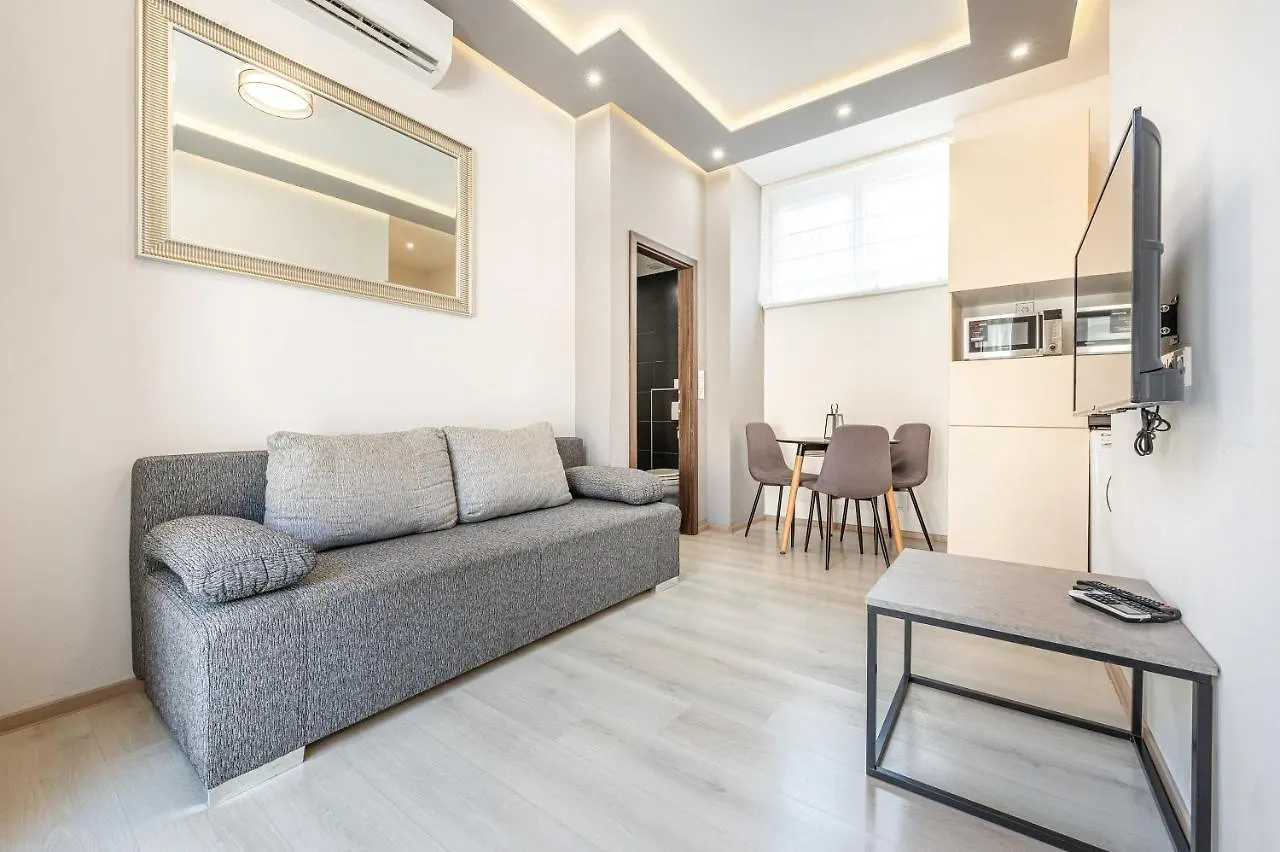 Fogas 1Bedroom Apartment In Heart Of City Budapest 0*,  Hungary