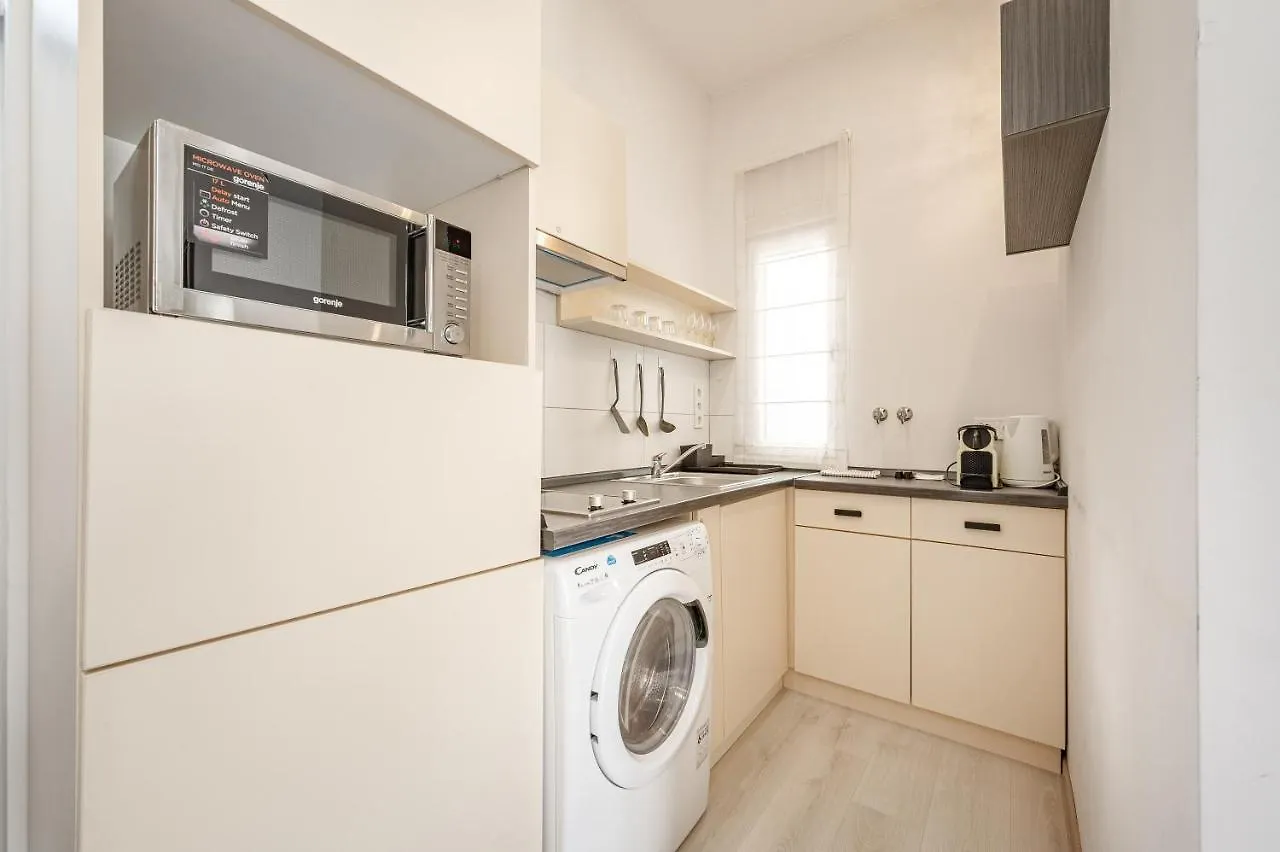 Fogas 1Bedroom Apartment In Heart Of City Budapest