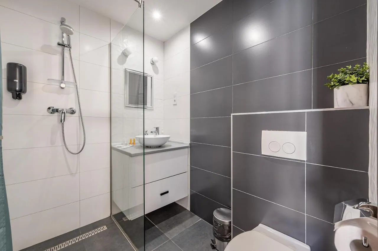Fogas 1Bedroom Apartment In Heart Of City Budapest