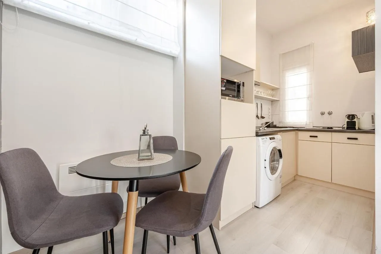 Fogas 1Bedroom Apartment In Heart Of City Budapest