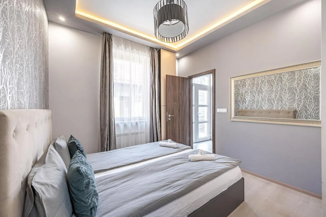 Fogas 1Bedroom Apartment In Heart Of City Budapest Hungary